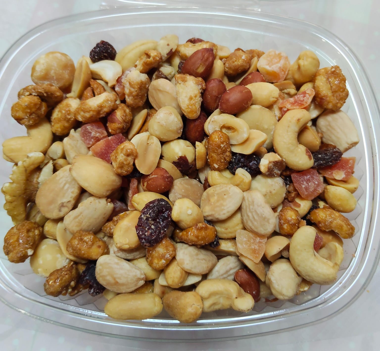 Cóctel de frutos secos (mix tienda) – Tarrina 300 g